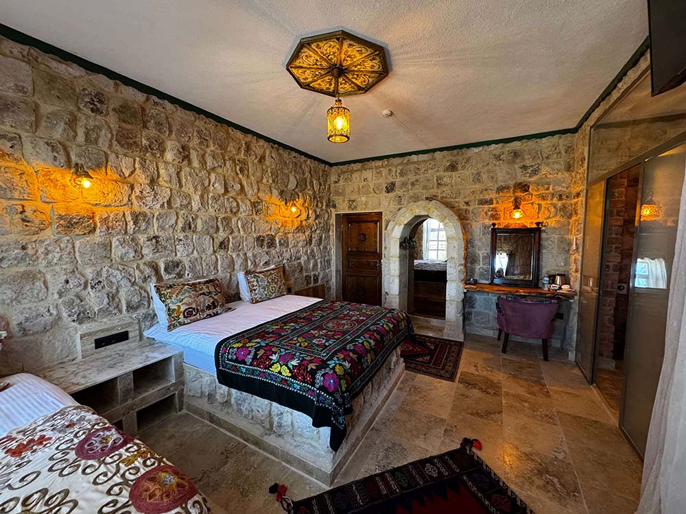 DELUX ROOM